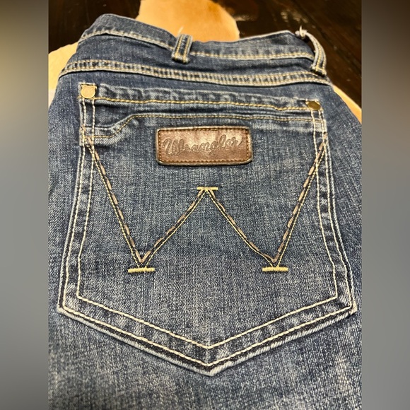 NWOT Men’s Wranglers Retro Slim Bootro Slim Boot dark wash. Size 36/32. - Picture 1 of 5